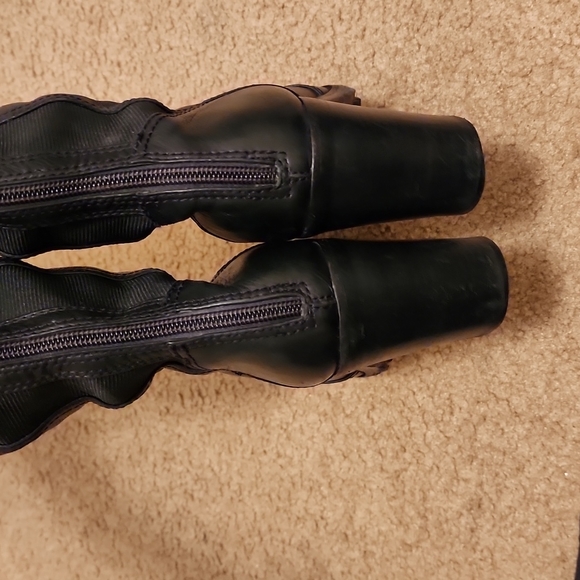 Tory Burch Sullivan Knee Boots - Picture 5 of 16
